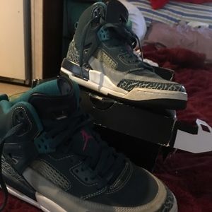 Jordon Spizike BG  Shoes